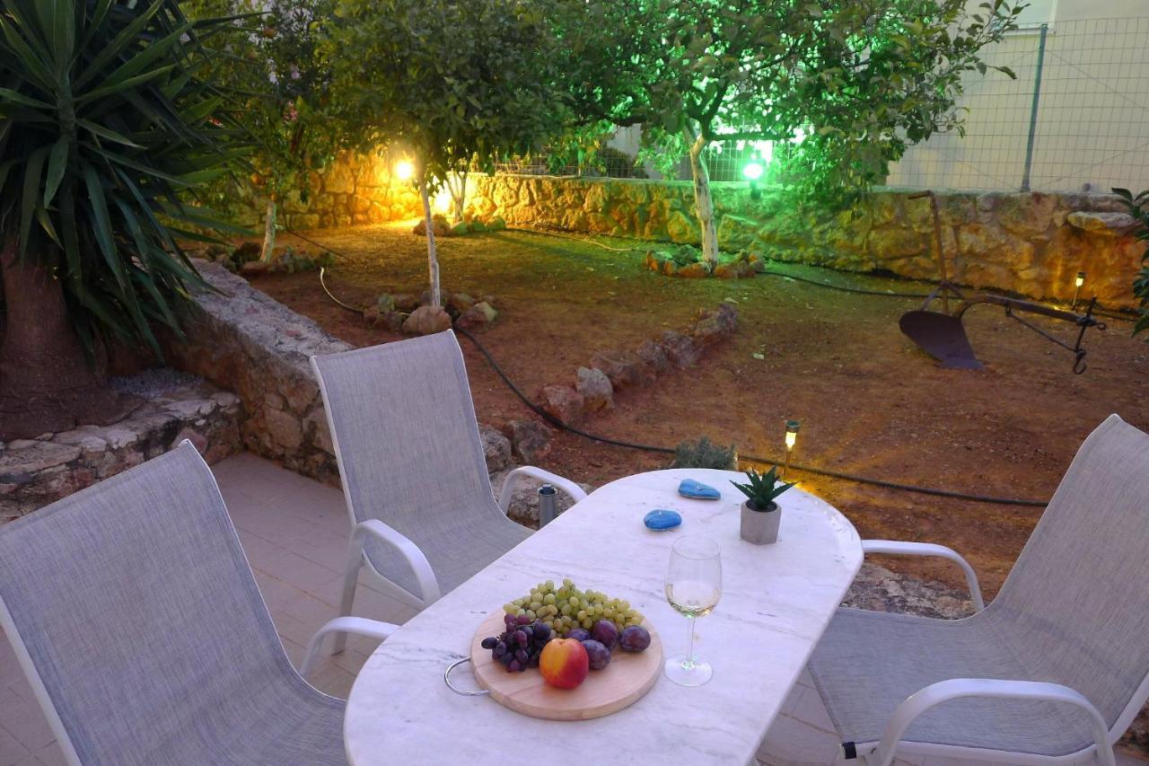 Maria & Manos Guest House, Agios Onoufrios Beach ภายนอก รูปภาพ