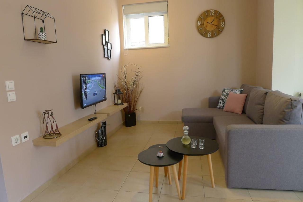 Maria & Manos Guest House, Agios Onoufrios Beach ภายนอก รูปภาพ